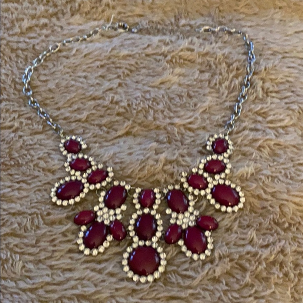 Fuchsia statement necklace new